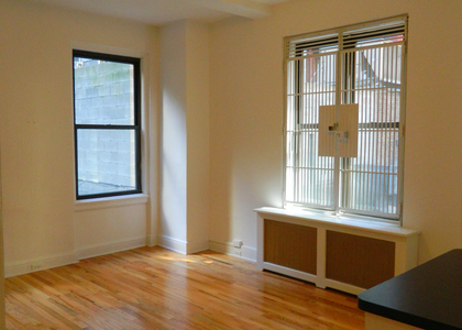 East 46th Street - Photo 1