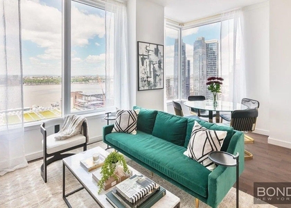 West 36th Street - Photo 1