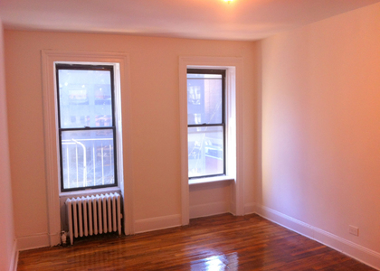3rd Avenue - Photo 1