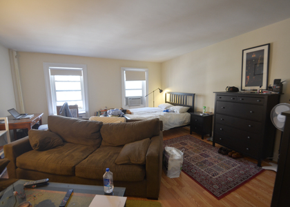East 65th Street - Photo 1