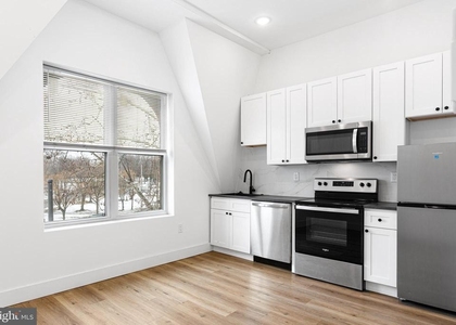 2317 N 33rd Street - Photo 1
