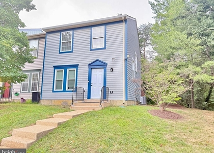 6001 Surrey Square Lane - Photo 1