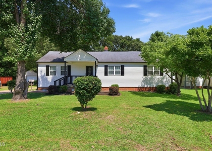 301 N 9th - Photo 1
