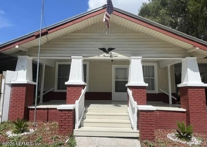 108 Fern Street - Photo 1