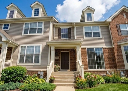 385 Bradbury Lane - Photo 1