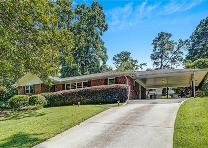 2127 Desmond Drive - Photo 1