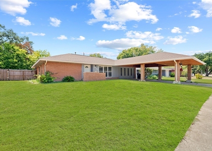 2835 Dragonwick Drive - Photo 1