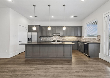 1304 Nashua Street - Photo 1