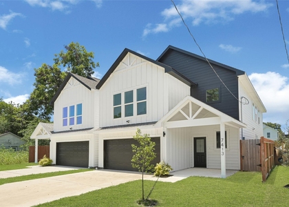 7413 Charlie Street - Photo 1