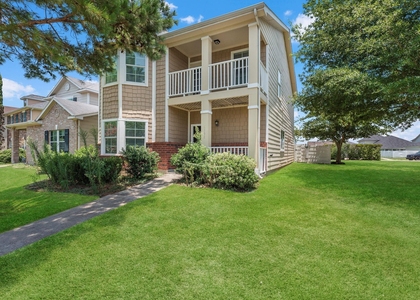 6131 Settlers Lake Circle W - Photo 1