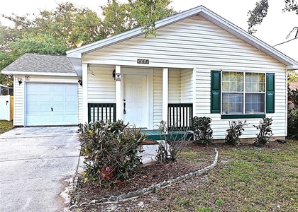 5560 61st Street N - Photo 1