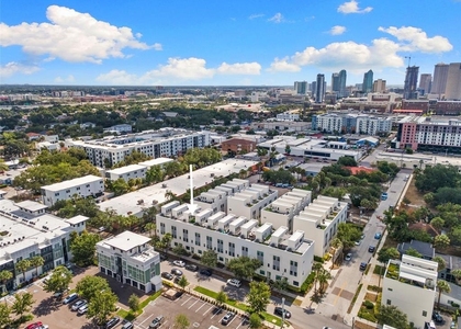 401 N Oregon Avenue - Photo 1