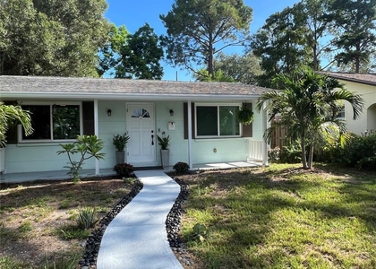5035 1st Avenue N - Photo 1
