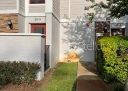 2112 Ne 38th Avenue - Photo 1