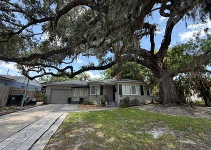 1009 E Marks Street - Photo 1