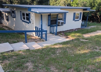 738 E Minneola Avenue - Photo 1
