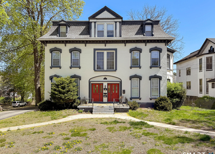 221 Broadway - Photo 1