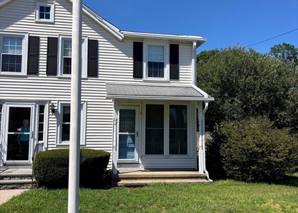 7 Main Street - Photo 1