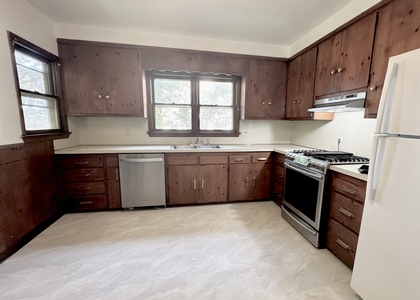 23 Quintard Avenue - Photo 1