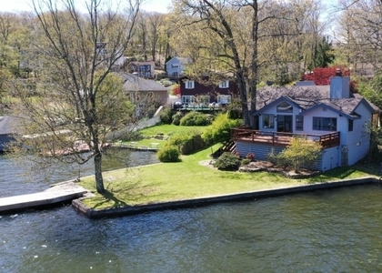 25 Lines Ave - Photo 1