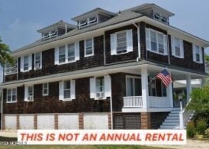 632 Main Avenue - Photo 1