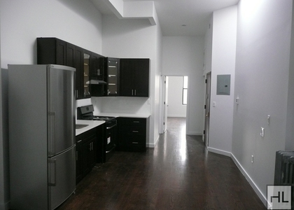 Franklin Avenue - Photo 1