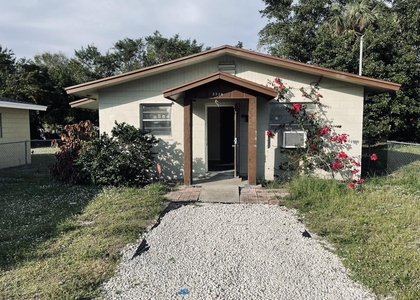 2510 Avenue I - Photo 1