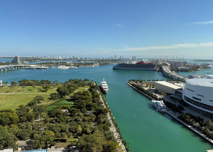 900 Biscayne Boulevard - Photo 1