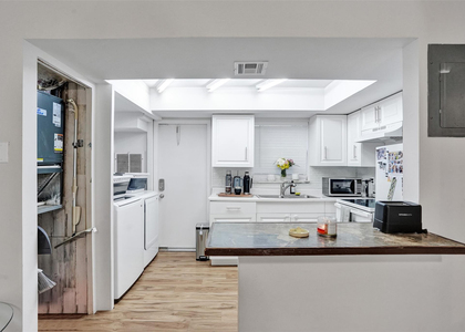 4240 Nw 21st Avenue - Photo 1