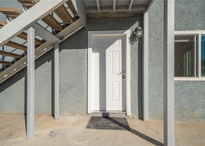 1612 W 226th - Photo 1