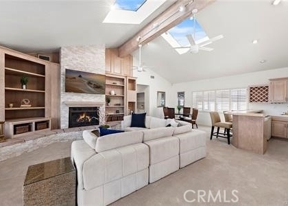 322 Jasmine Avenue - Photo 1