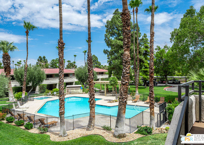550 N Villa Court - Photo 1