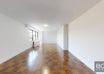 East 82nd Street - Photo 1