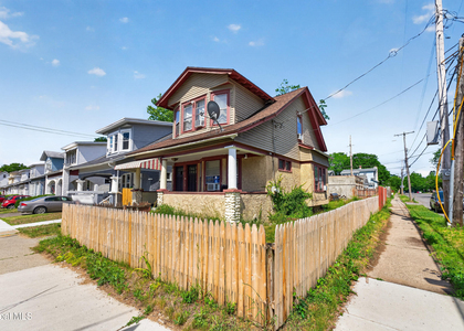 27 Mckinley Street - Photo 1