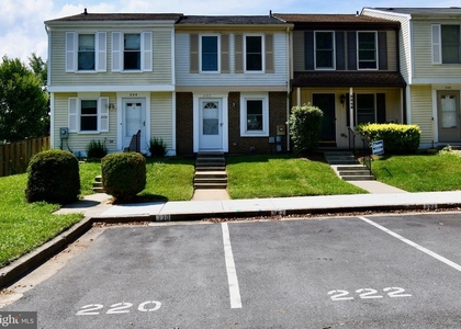 222 Canfield Terrace - Photo 1