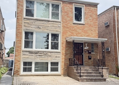 7732 W Addison Street - Photo 1