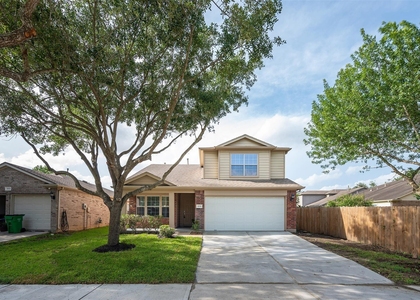 20018 Larkspur Lndg - Photo 1