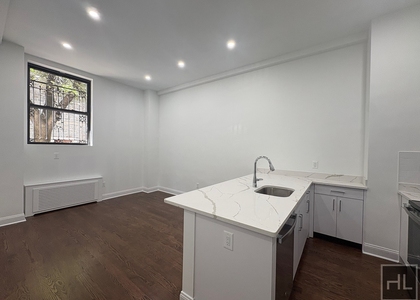 West 68 Street - Photo 1