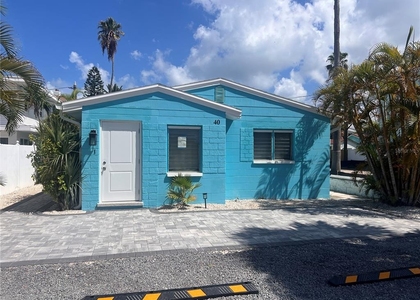 40 82nd Avenue - Photo 1