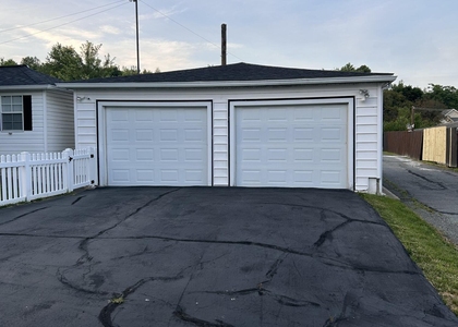 830 Brook Street - Photo 1