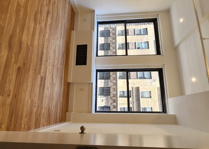 248 West 35th Street - Photo 1