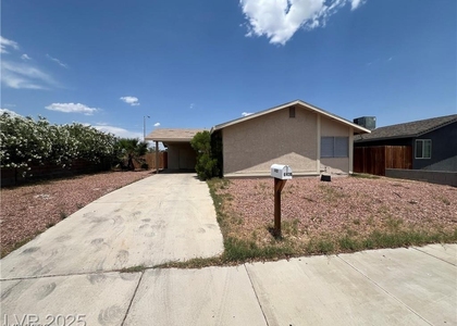 6430 Alomar Avenue - Photo 1