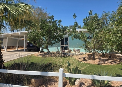 1305 Phillips Avenue - Photo 1