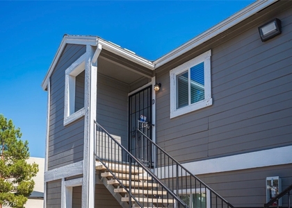 921 Snug Harbor Street - Photo 1