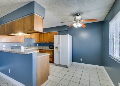 1641 N Lamont Street - Photo 1