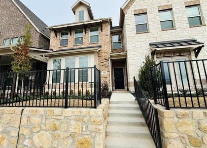 7925 Bayside Drive - Photo 1