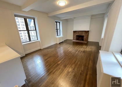 West 55 Street - Photo 1