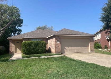 820 Eagle Drive - Photo 1