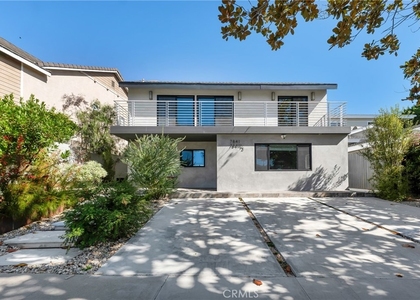 7841 W 83rd - Photo 1