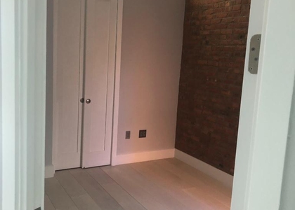 2172 Amsterdam Avenue - Photo 1